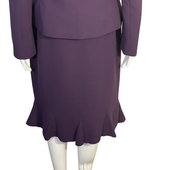 Le Suit Purple Plum 2 Piece Blazer Ruffle Skirt Suit Sz 8 - Picture 9 of 11